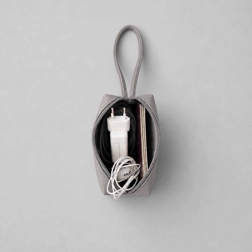 Nomad Pouch - Pochette organisatrice pour câbles et chargeurs