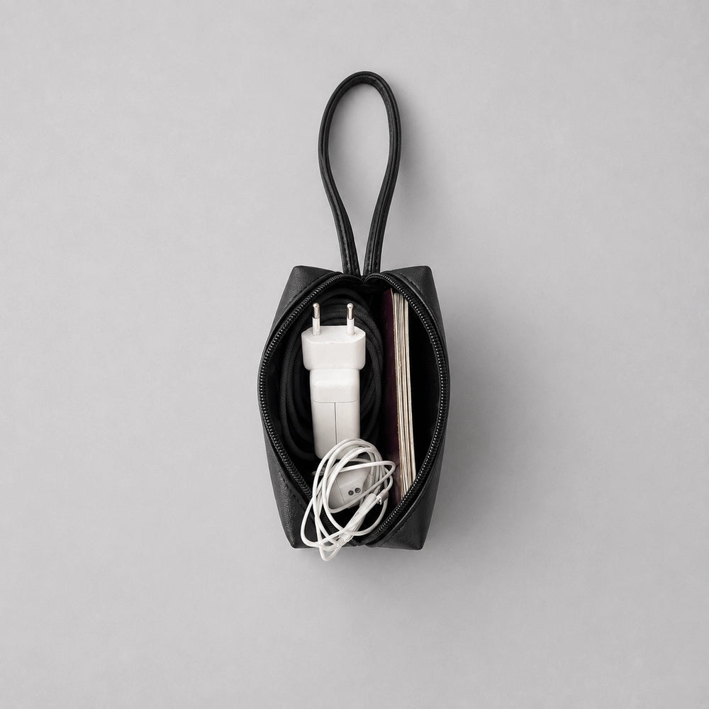 Nomad Pouch - Pochette organisatrice pour câbles et chargeurs
